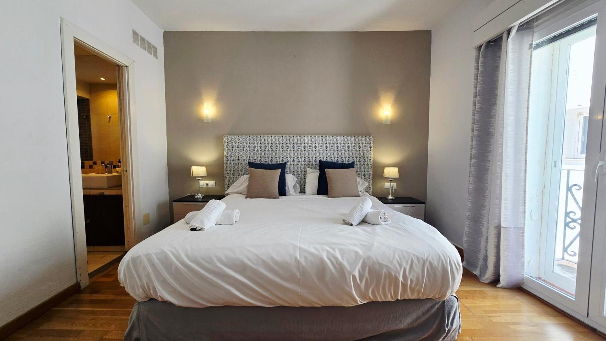 2 Bedroom Frontline Puerto Banus Views Rdr299 Appartamento Marbella